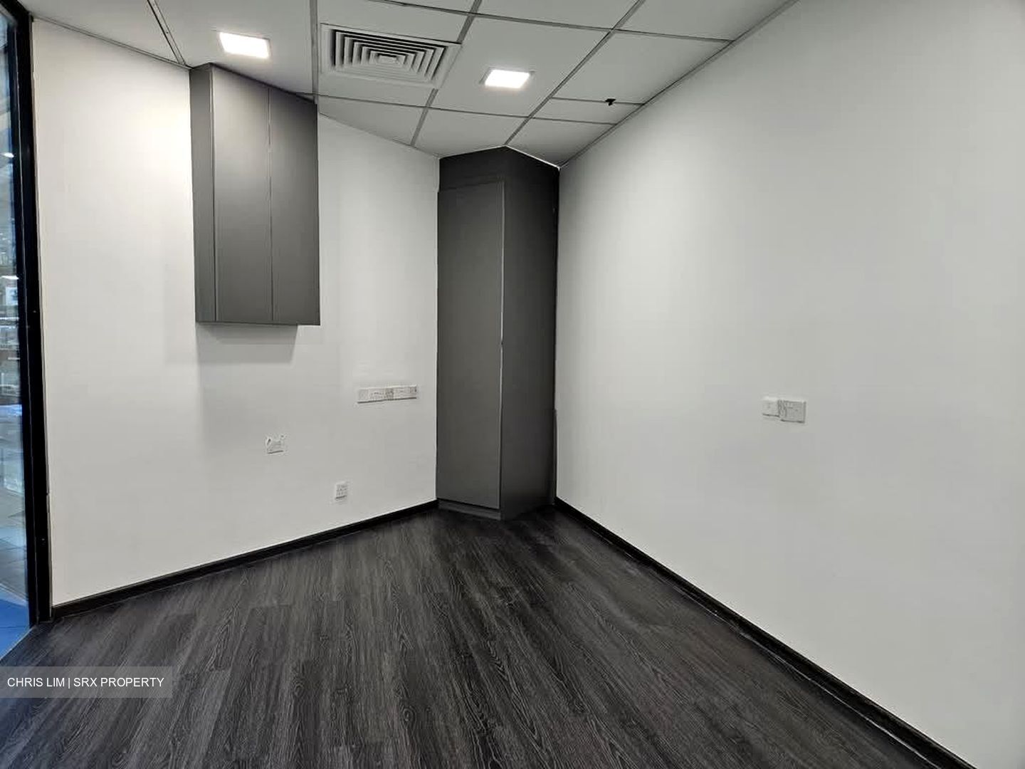 Bukit Timah Shopping Centre (D21), Shop House #568671301
